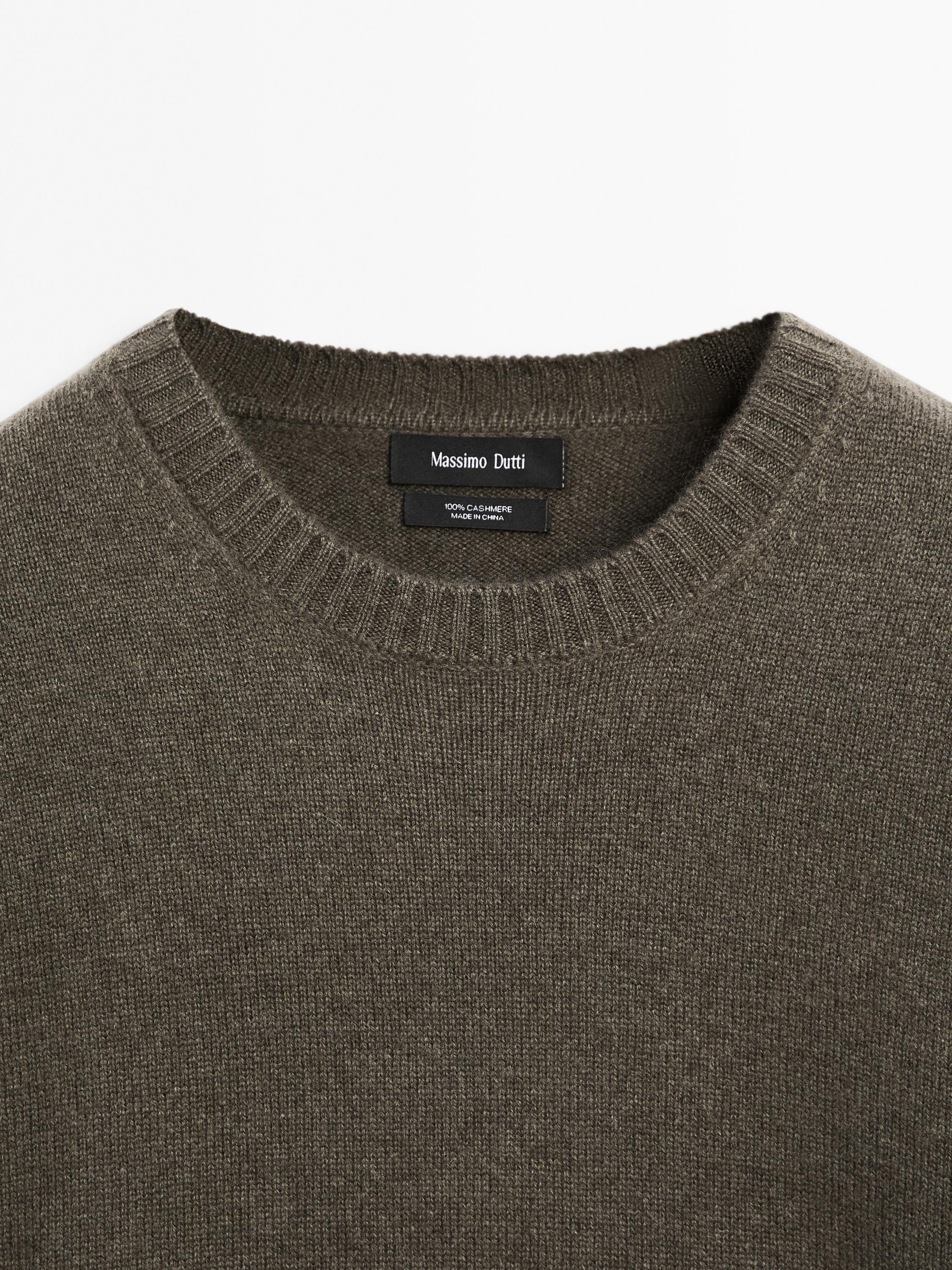 Crew neck cashmere sweater